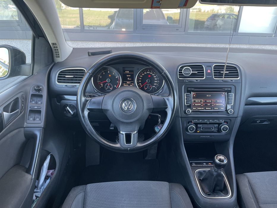 Volkswagen Golf 6 2010 1.6MPI Euro5 Unic Proprietar