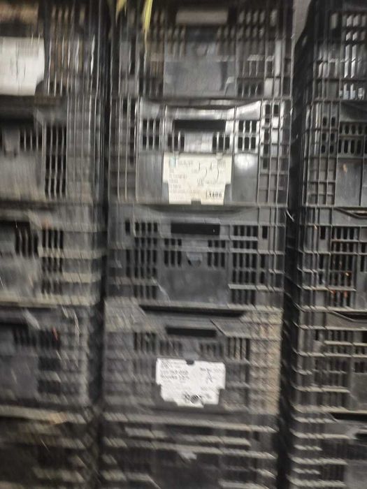 Пластиковые ящики