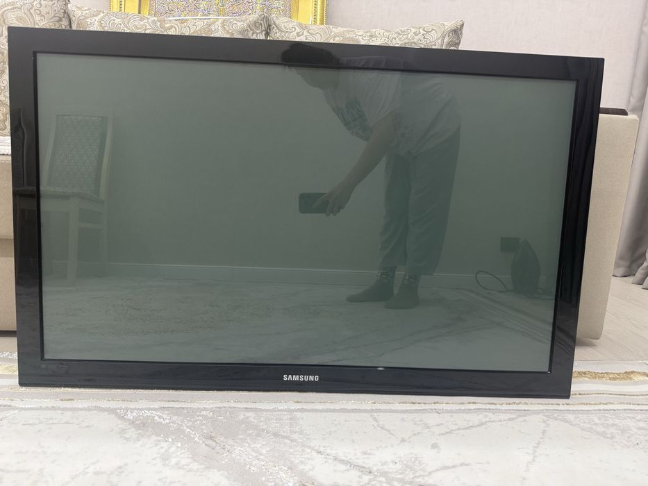 Продам плазменный телевизор самсунг