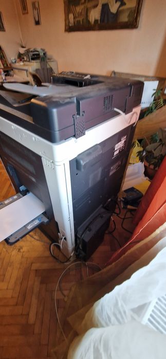 Copiator konica minolta bizhub 454e cu fiery