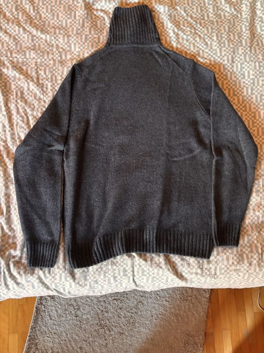 pulover gri inchis pe gat( turtleneck)- Zara