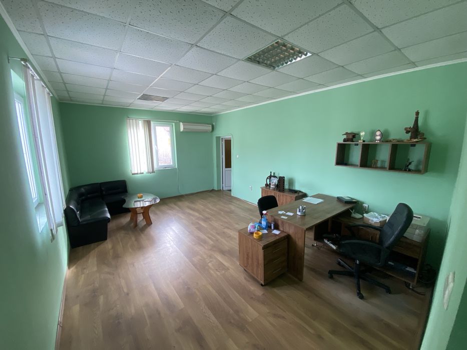 Дава се под наем Склад в Харманли - 800 кв.м за 765 € - Снимка #13