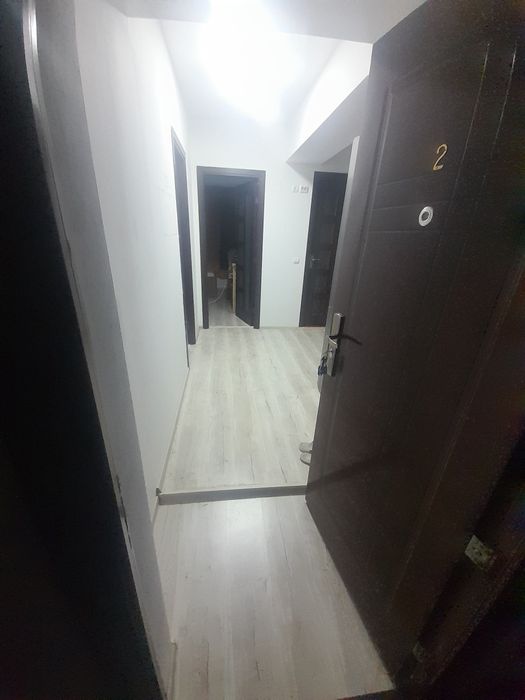 Închiriez apartament 2 camere