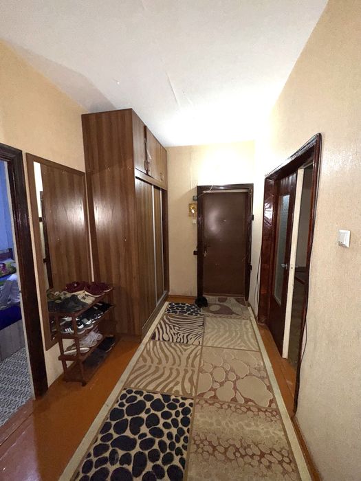 Продается 4 комнатная квартира. Мирзо Улугбекский район. Ахмад Югнакий