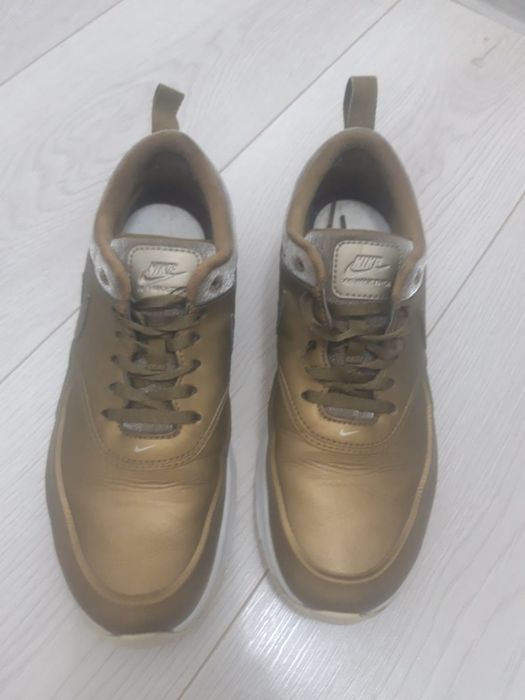 Adidasi Nike marimea 40