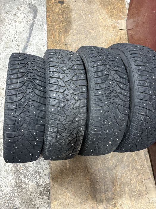 Продам шины бриджстоун