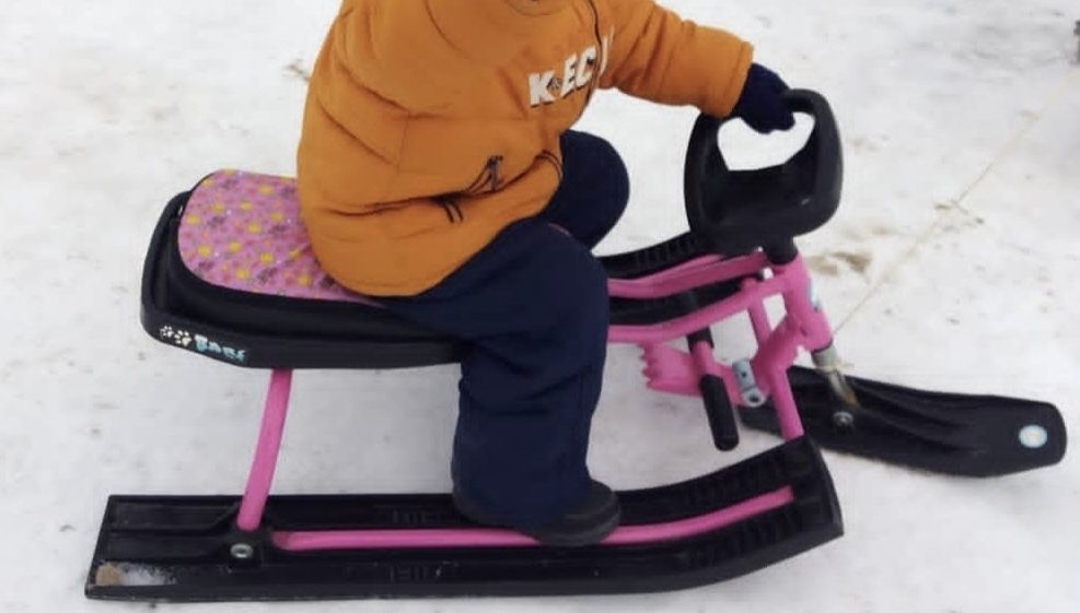 Продам снегокат.