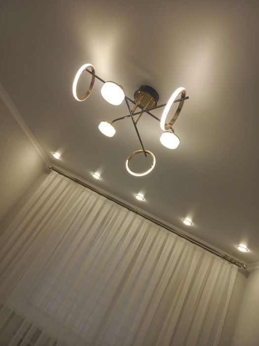 Установка натяжных потолков