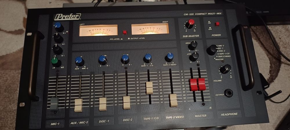 Muzică la mixer cu vu-metre