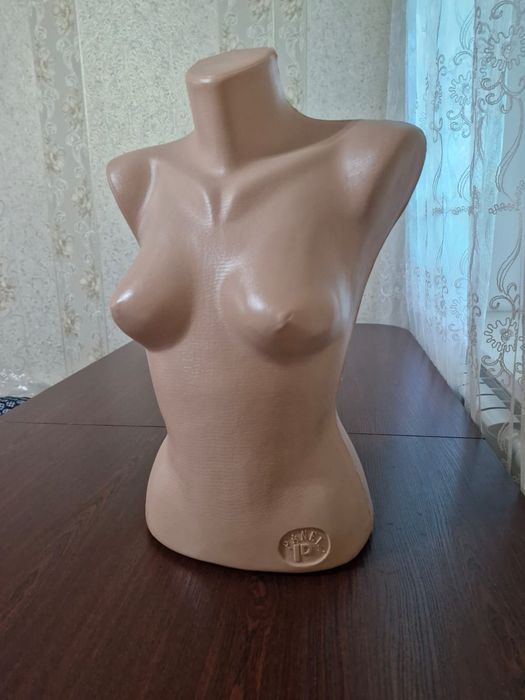 Манекены женские