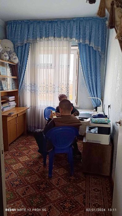 Medgorodok 4 xona Srochna sotiladi