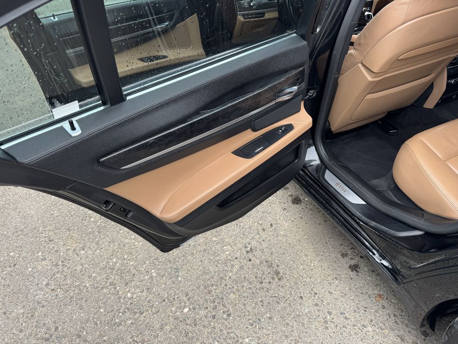 Interior bmw f01 seria7 2011