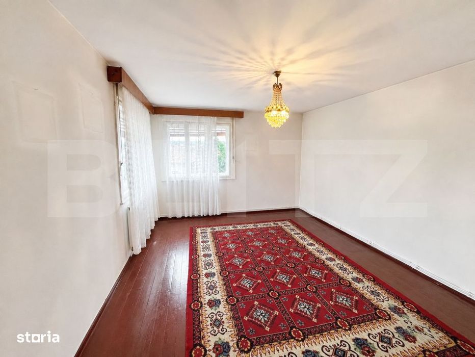 Casa individuala, 106 mp, 307 mp curte, zona Dambu Rotund