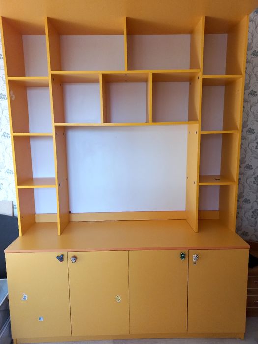 Продам шкафы в детскую