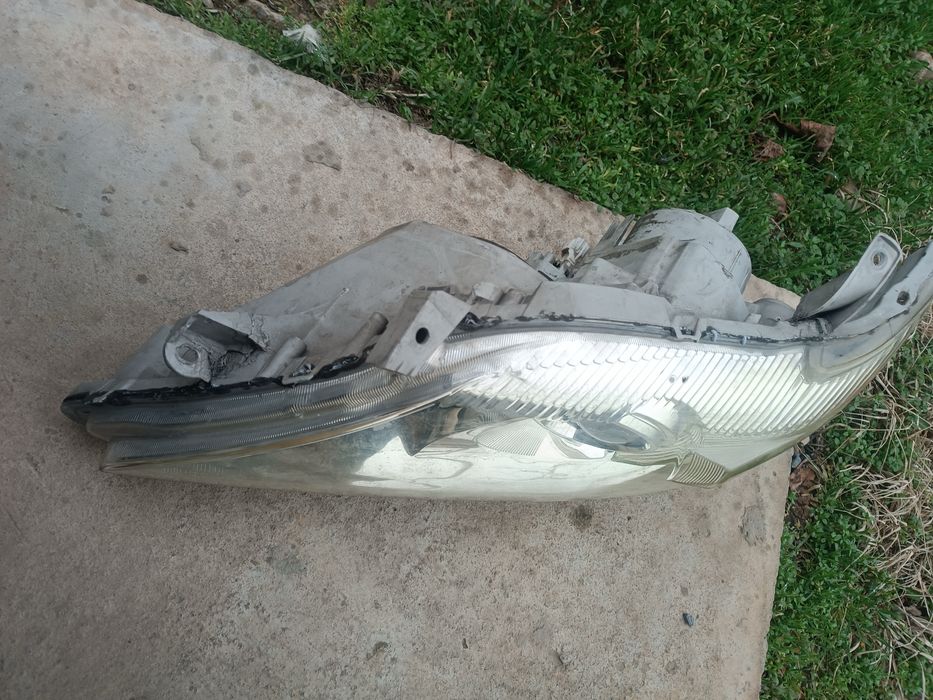 Фар тайота камри 45