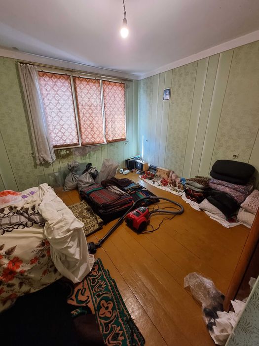 1650-Продава се къща подходяща за две семейства в село Гецово