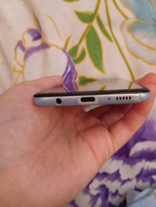 Смартфон Samsung A50