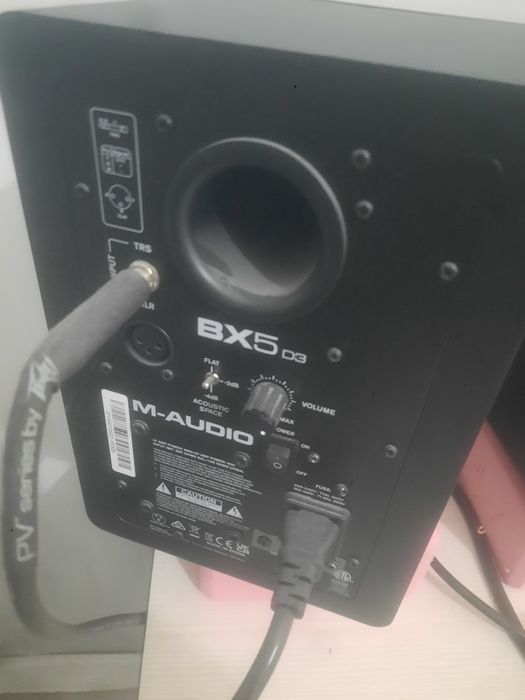 Студиный M audio bx5 b3