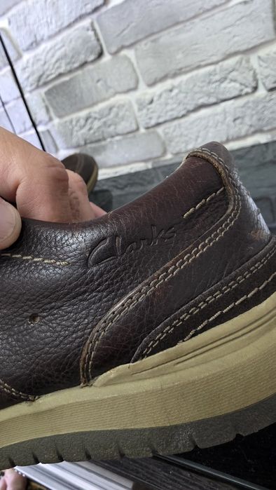 Оригинальные кроссы Clarks
