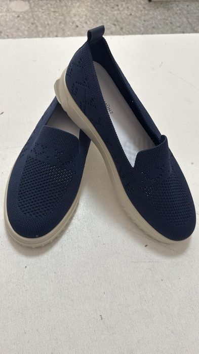 Обувь женская 40-40.5