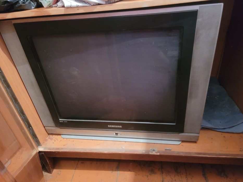 "старый телевизор самсунг