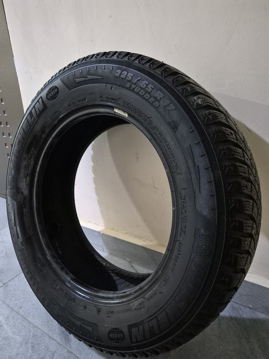 Авто Шины щипованный MISHELIN