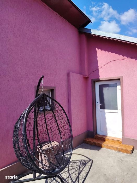 Casa de vanzare