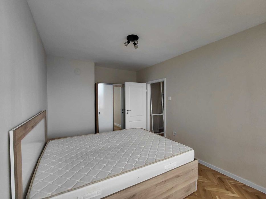 Дава се под наем Двустаен апартамент в София, Бъкстон - 57 кв.м за 787.95 € - Снимка #9