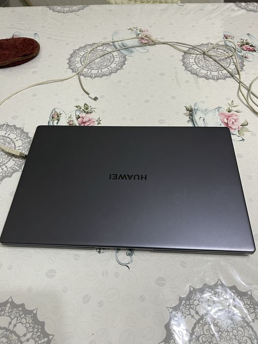 Продам ноутбук Huawei
