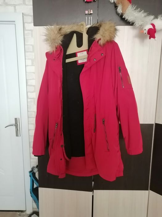 Униксес парка със сваляща подплата.