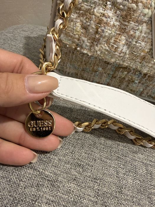Малка чанта guess