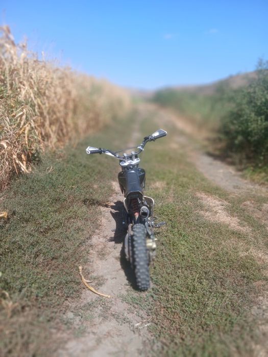 Vând cross kxd de 125cm³