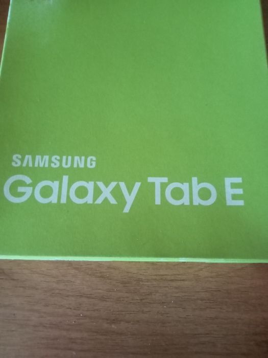 Планшет Samsung Tab E