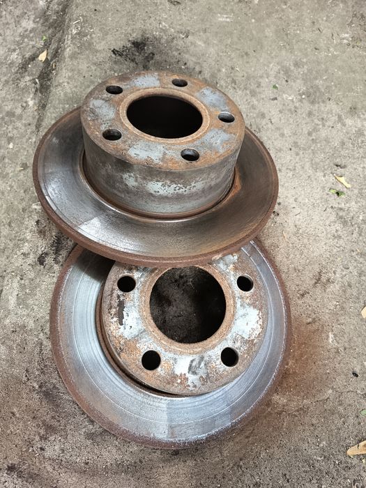 Vând pompa injecție pt audi A6 C5 2.5 150-180 cp