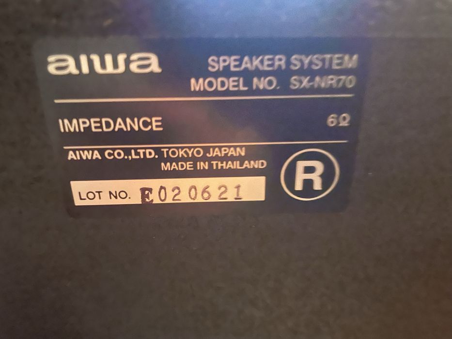 Boxe aiwa bass reflex