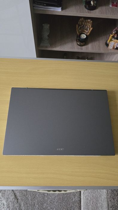 Laptop ACER Extensa 15 EX215-55-35M0, Intel Core i3-1215U  15.6" Full HD, 8GB, SSD 512GB, Laptopul este nou are instalat pe el și windows 11.