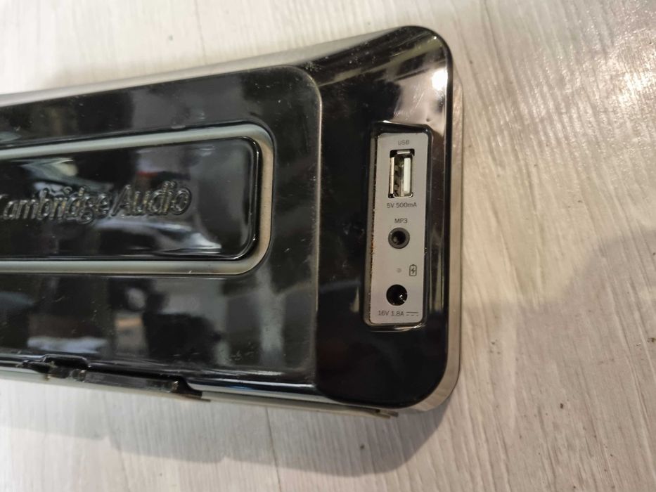 Defect Boxa Cambridge audio MINX GO