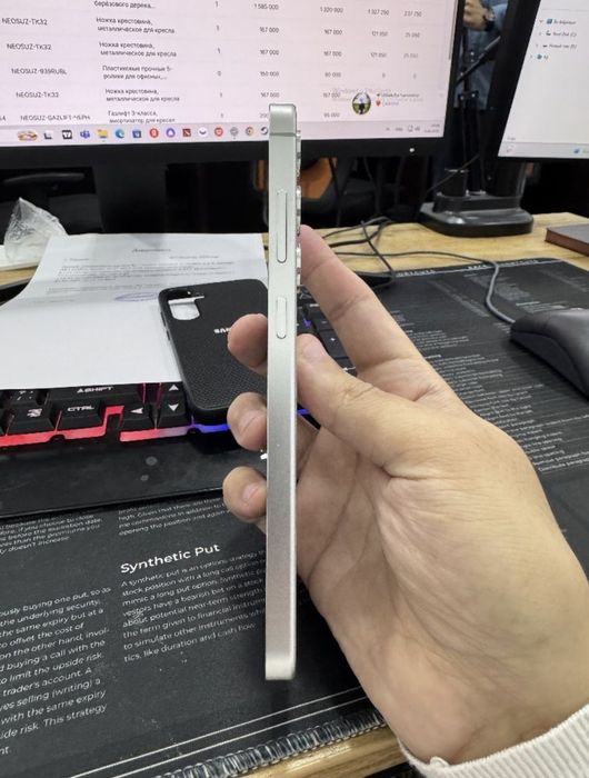 Samsung s24 plus obmen qimoqchim s25 ni oʻziga