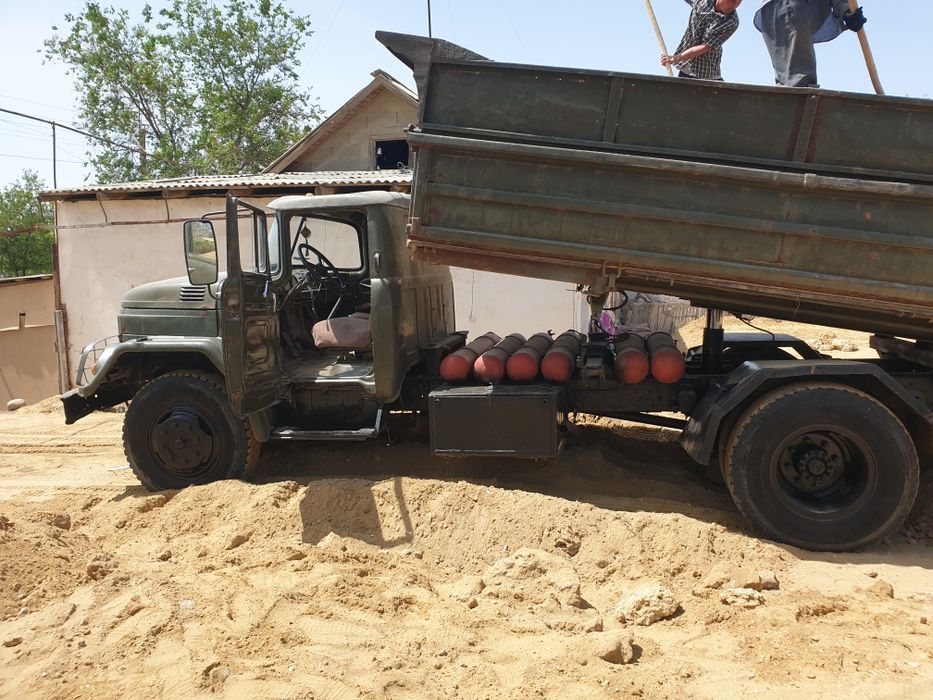 Зил 131 сатылады  1990йил