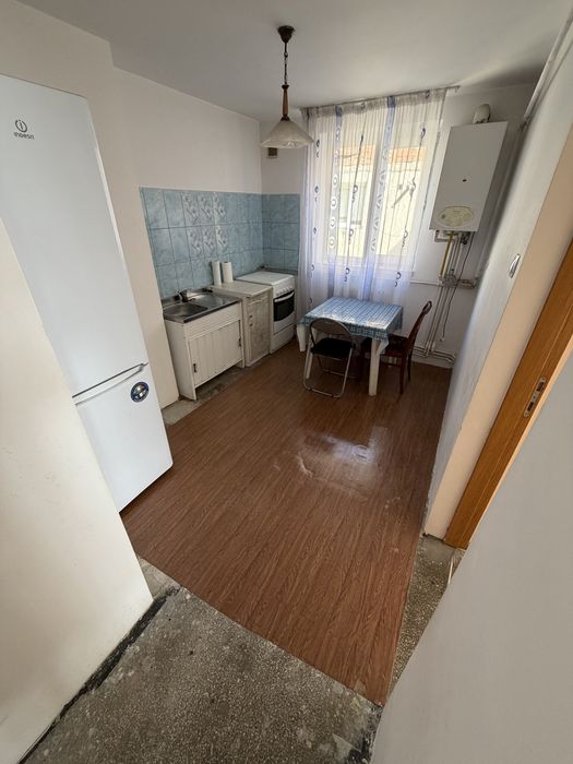 Apartament 3 Camere *Cu îmbunătățiri *Zona de sus