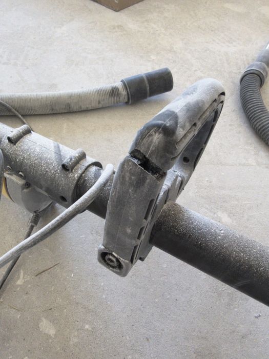 Продавам жираф за стени и тавани