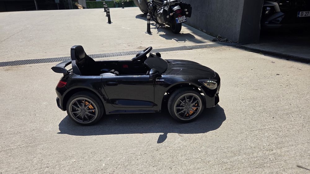 Mașinuța electrica copii