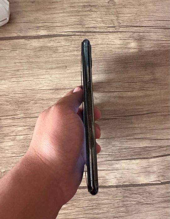 Iphone 11 pro max 256 tali
