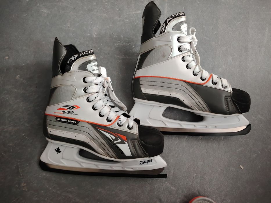 Коньки 42 размера