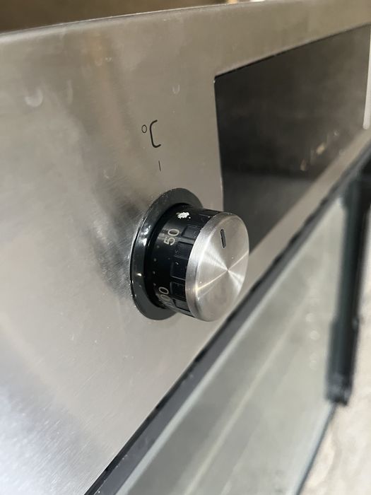 Продам духовой шкаф Hansa