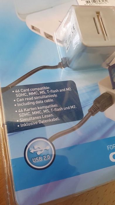 Cititor de carduri-adaptor universal usb