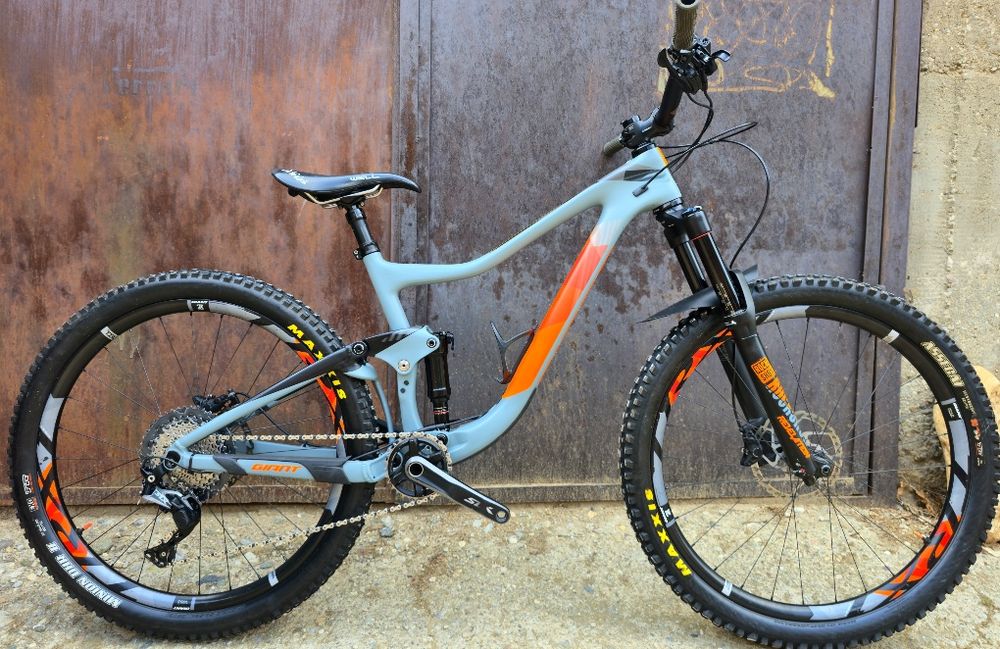 Карбонов Giant Trance 27.5 M Rockshox  Revelation 1x11 SLX Перфектно състояние