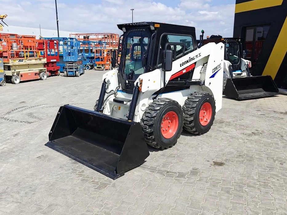 Челни товарачи ПОД НАЕМ! Работа на неравен и мек терен!