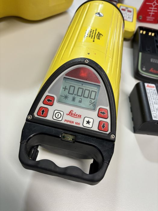 Leica piper 100 nivela laser tevava canalizare topcon Hilti