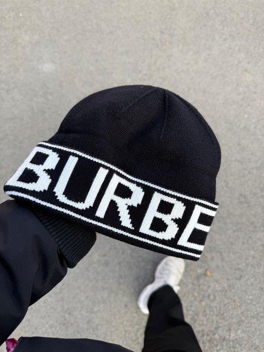 Продаётся шапка Burberry